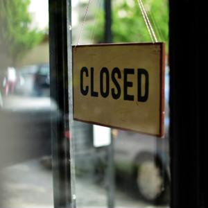 Can the government force businesses to temporarily close if it's for public health reasons?